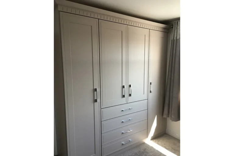 Arttiva Lake Dolap 4 Kapak ve Çekmeceli Desenli Kapaklar